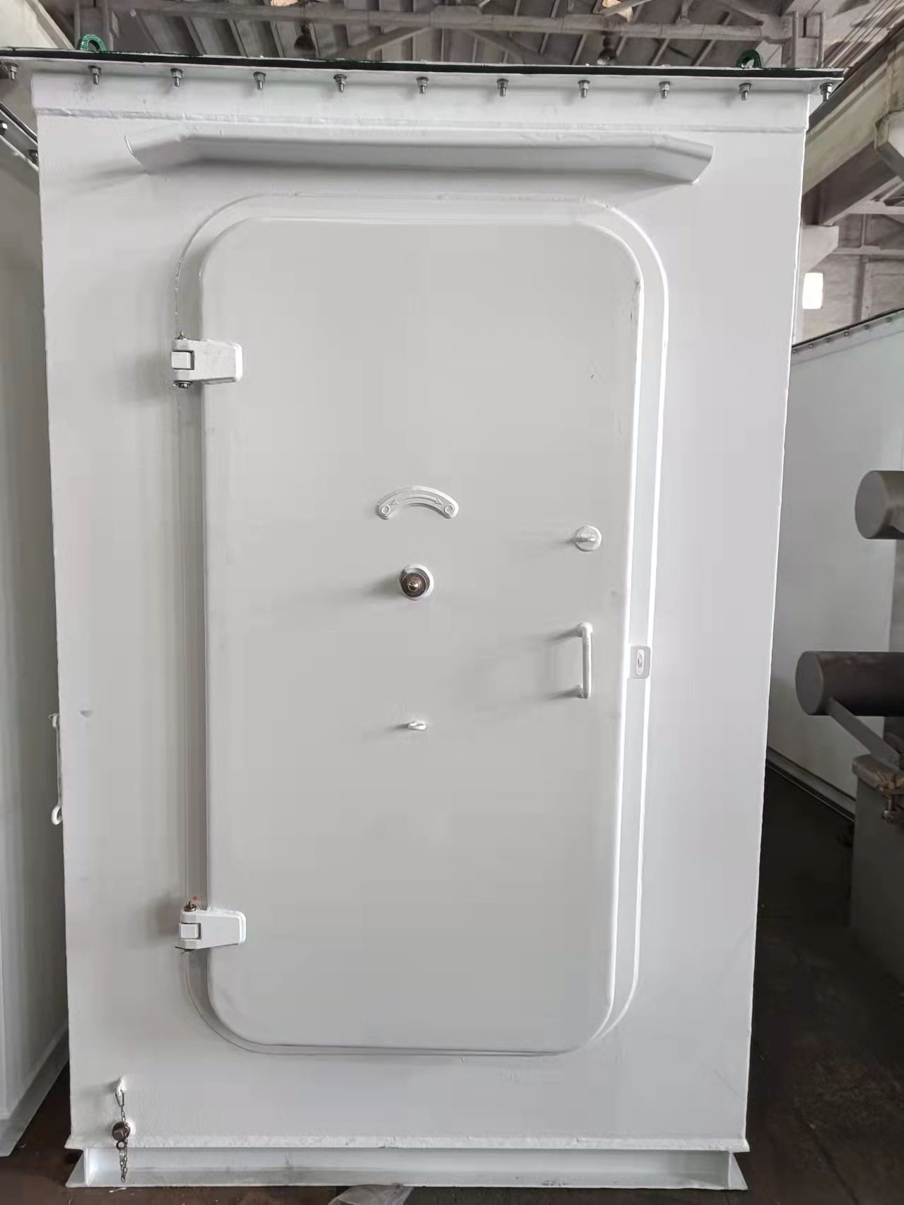 干粉箱